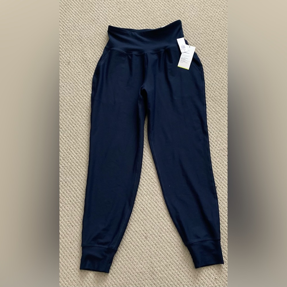 Old Navy High Rise Jogger size Small NWT